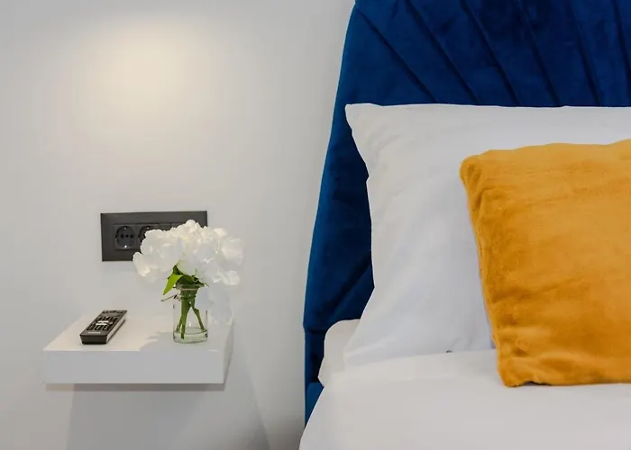 Willa Infinity Kaštel Novi