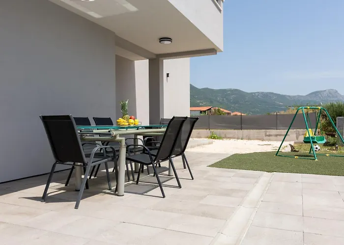 Infinity * Kaštel Novi