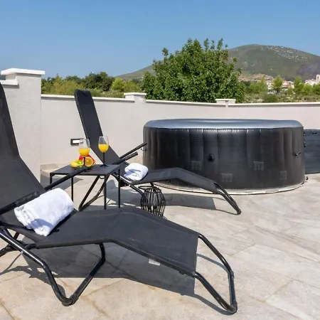 Infinity * Kaštel Novi