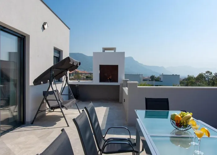 Infinity Kaštel Novi