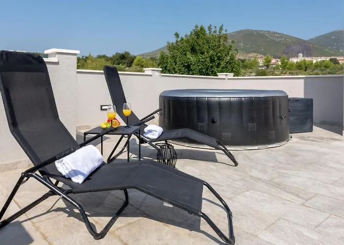 Infinity * Kaštel Novi