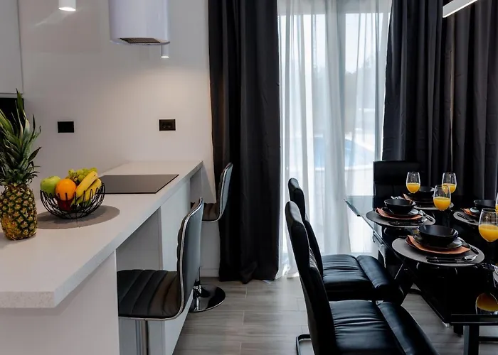 Infinity * Kaštel Novi